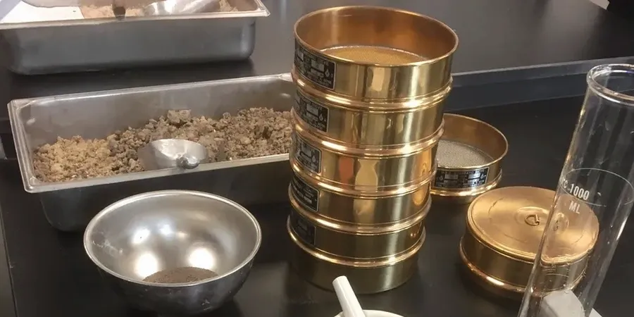 Grain Size Analysis in Whanganui — Sieve & Hydrometer Testing